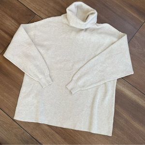 Free People oversized knit sweater, small